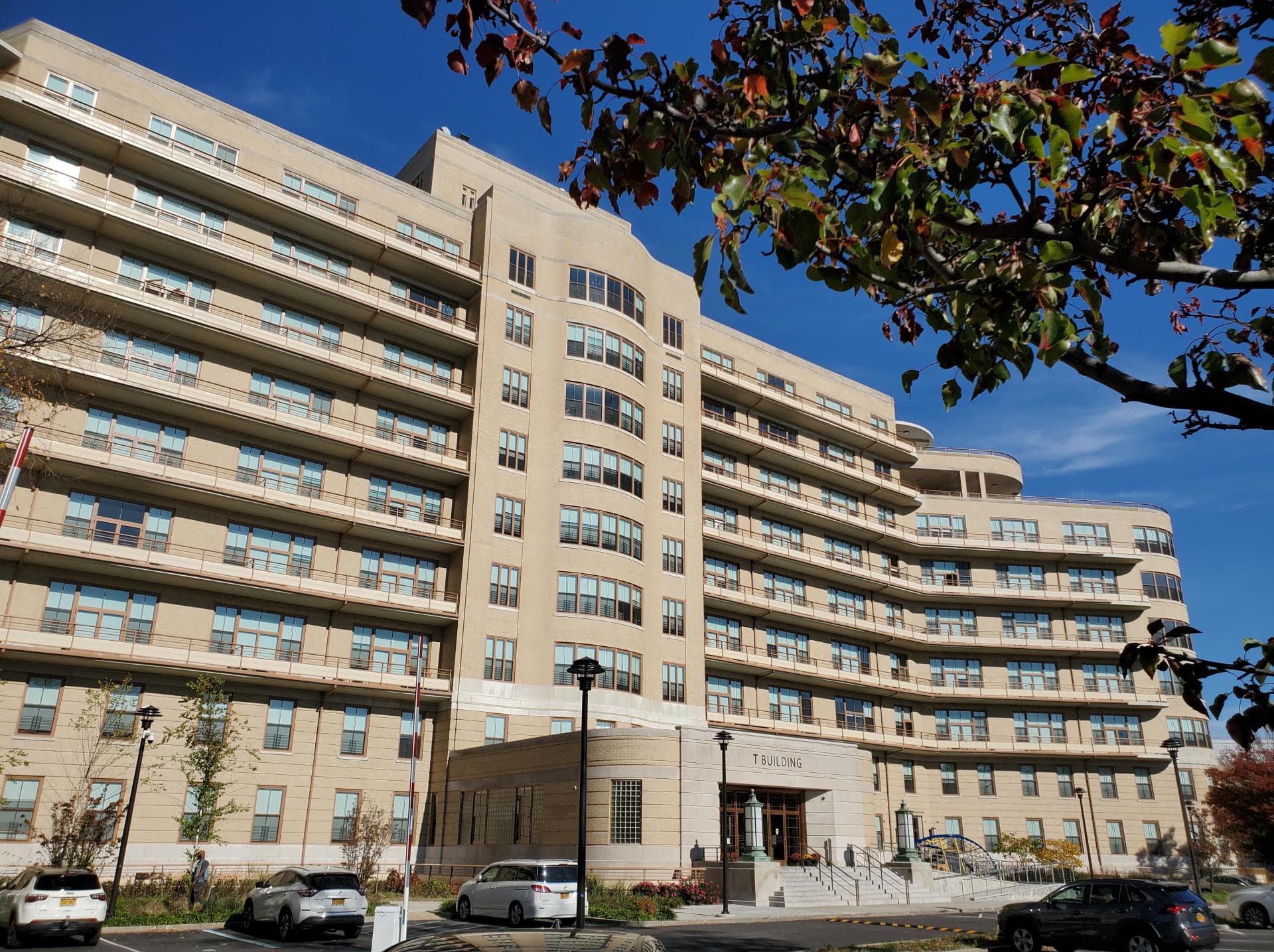 T Building Apartments